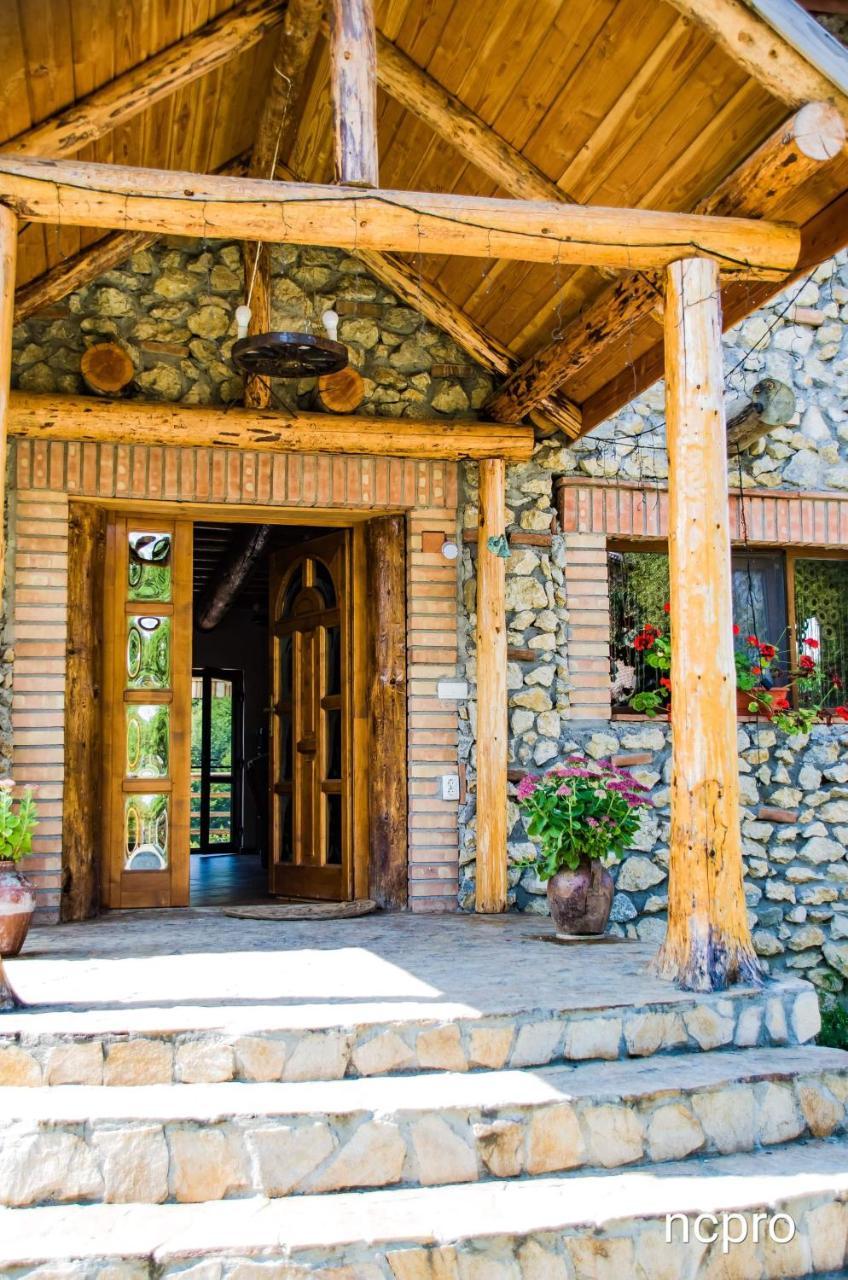 Casa Din Piatra Poiana (Valcea) Exterior foto